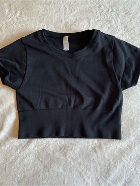 Aerie Black Cropped Ribbed Short Sleeve Tee